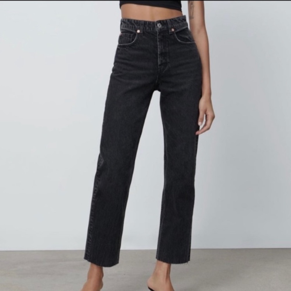 Zara black straight leg cropped denim